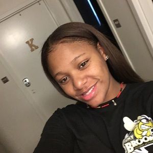 Meet your Posher, Lazhae